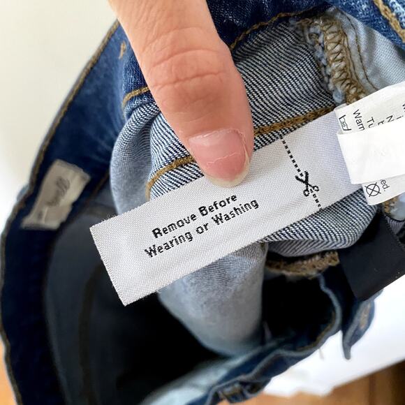 Madewell High Rise Raw Hem Denim Shorts in Medium Blue Size 28 - Picture 9 of 9